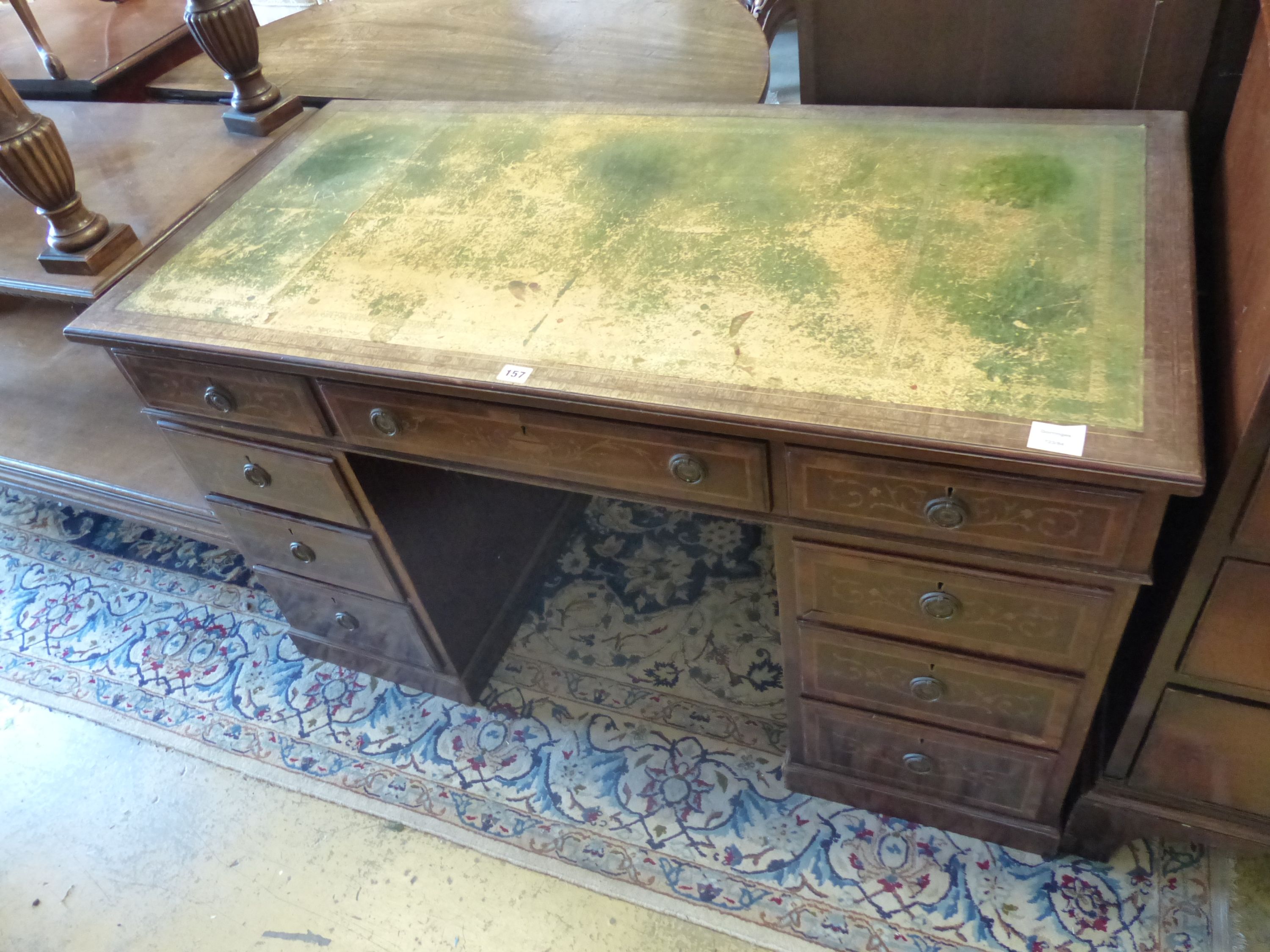 An Edwardian satinwood banded marquetry inlaid mahogany pedestal desk, width 121cm, depth 60cm, height 73cm
